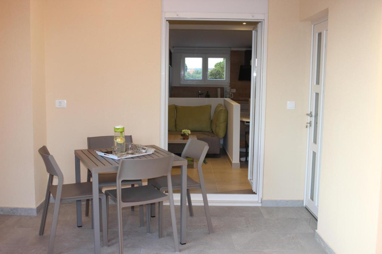 Apartments With A Parking Space Valbandon, Fazana - 7296 Štinjan Εξωτερικό φωτογραφία