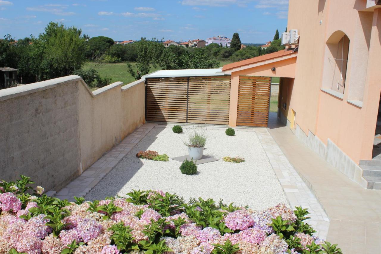 Apartments With A Parking Space Valbandon, Fazana - 7296 Štinjan Εξωτερικό φωτογραφία